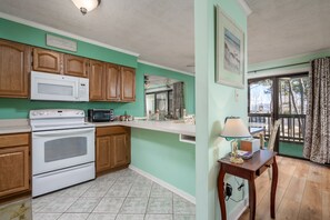 Microwave, dishwasher