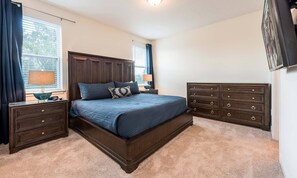 8 dormitorios, tabla de planchar con plancha, wifi y ropa de cama