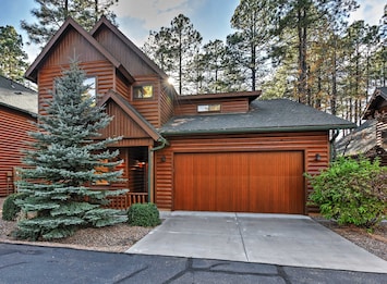 Pinetop Vacation Rental | 5BR | 3BA | 2,300 Sq Ft | Step-Free Access