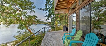 Waterfront Bainbridge Island Home m / fantastisk udsigt