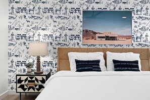 6 soverom, strykejern/-brett, reiseseng for barn og wi-fi (inkludert)