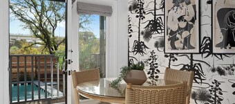 6BR / 5BA Luxury Downtown Duplex！