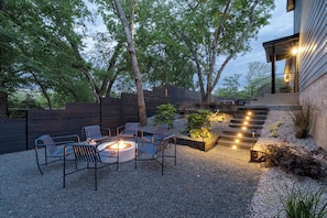 Terrace/patio - Designer Duplex - Pool, Fire Pit, Backyard Oasis (Austin)