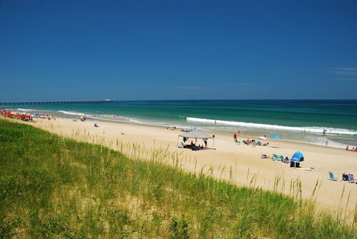 Enjoy Ocean Views and the Sound of Waves at Balcony Beach at Sea Oats