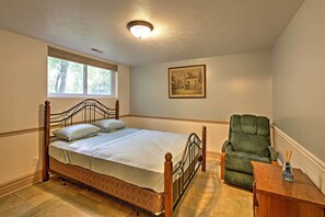 4 slaapkamers, een strijkplank/strijkijzer, internet, beddengoed