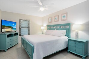 2 bedrooms, iron/ironing board, travel cot, free WiFi