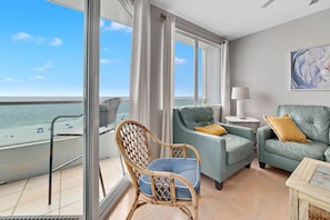 Unclassified image, 4 of 48, button