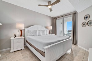 2 bedrooms, iron/ironing board, Internet, bed sheets