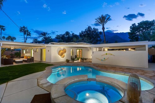 R & R Rendezvous – Meiselman Midcentury Retreat