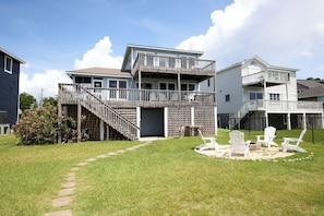 Property grounds - CH207- Spectacular Soundfront, 3 BRs, Private Dock, Comm Pool, Tennis/Marina. (Kill Devil Hills)