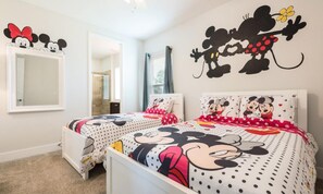5 chambres, fer et planche à repasser, Wi-Fi, literie fournie