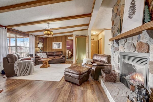 Smart TV, fireplace, foosball