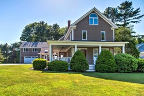 Exterior - Large Kennebunk Home, Walk to Beach < 2 Mi to Town (Kennebunk)