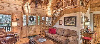 Private Sapphire Valley Resort Cabin w/ Mtn Views!