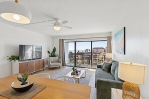 Fernseher, DVD-Player