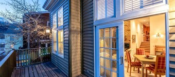 *FREE GOLF* Perfect Park City Getaway! No Car Needed – 5 Min Walk to Main St | Private Hot Tub