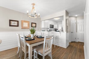 Luokittelematon kuva, 5 kautta 42, painike