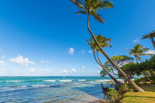 2 Bedroom Kapaa Condo with Pool and AC 115