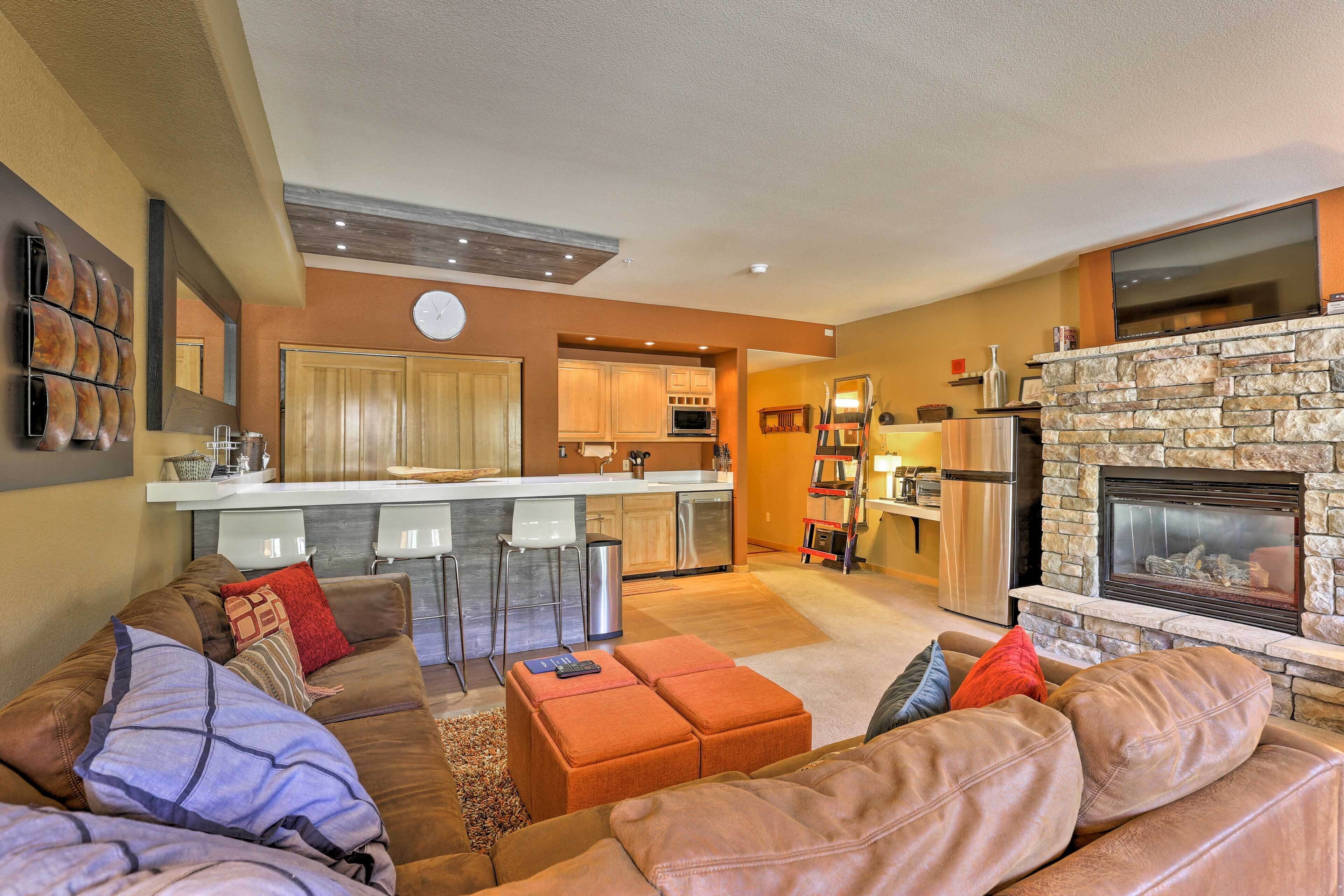 Upscale Keystone Studio w/ Views < 1 Mi to Skiing
