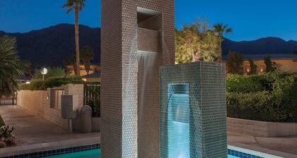 Downtown-voittaja Plaza Villas - Walk to Coachella Shuttles!