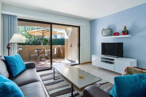 Smart TV, DVD player, computer monitors