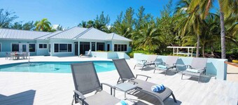 Kai Conut: Oceanfront Villa w/Private Pool, Dock, & Backyard Snorkeling