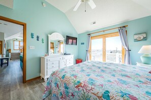 5 bedrooms, iron/ironing board, free WiFi - The Life of Riley - NH MP 10.5, Ocean View, 265 Yds to Beach, Pool, Hot Tub, Pool Table, Flex Stays (Nags Head)