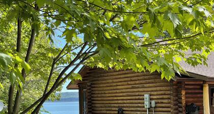 Lake Superior Beachfront Cabin Private Sandy Beach & Grand Island Views