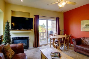 Unclassified image, 4 of 49, button