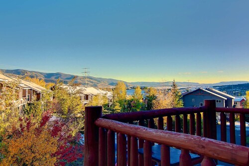 Off-Season, kesähinnat! Upeat näkymät, 3-tasoinen, loppuyksikkö, suuri kaupunki-koti, lähellä kaupunkia, ilmainen bussi