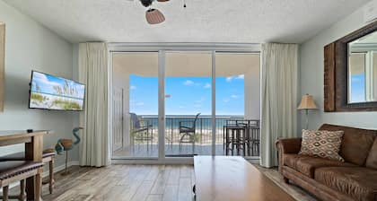 Beach Club C-509 ~ Gulf-Front Views, Outdoor Pool, Hot Tub, Tennis + $400 in FREE Activities Daily