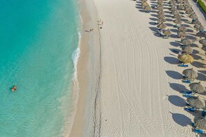 Sombrillas y toallas de playa 