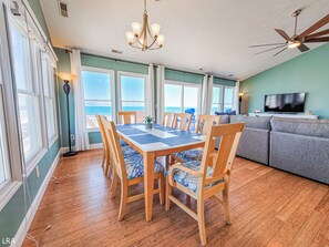 Dining - Captain’s Quarters: Views, Vibes & Comfort (Surf City)