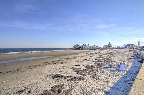 1/2 Mi to Beach: Lovely Guesthouse in Kennebunk!