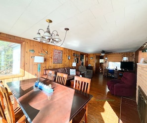 Smart TV, DVD player, books