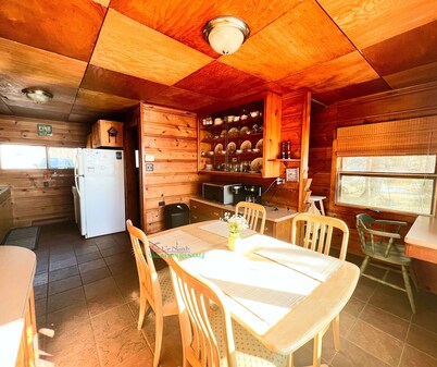 Spacious, waterfront cottage in Traverse City. Fireplace. Pet friendly.