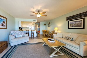 Living area - Surf Condos 123 - Swim & Soak in Ocean Views! (Surf City)
