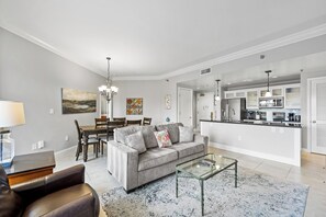 TV - Freshly Renovated 2BR/2BA Retreat in Lake Las Vegas – Comfortable & Peaceful Stay (Henderson)