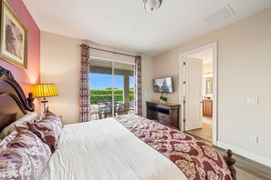 10 habitaciones, tabla de planchar con plancha, wifi y ropa de cama 