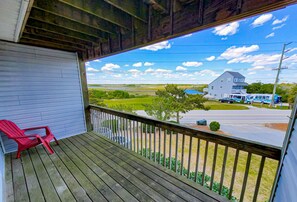 Property grounds - Sound Views & Ocean Breezes at 223 Turtle Cove! (Surf City)