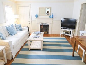 TV - This lovely condo location in town, has both a brick patio and deck for you to enjoy your morning coffee on! (Chatham)