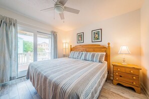 7 bedrooms, free WiFi