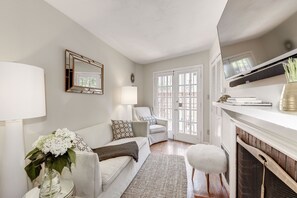 TV connectée, cheminée