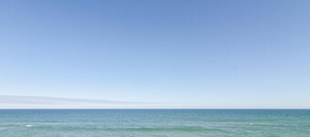 Spacious ocean front condo in Ocean Dunes!