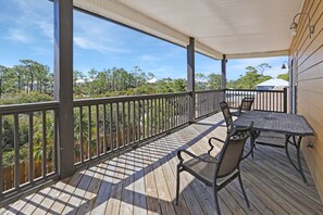 Outdoor dining - Big Chill~ The Ultimate Family Reunion Spot, Private Pool, 7 Bedrooms (Cape San Blas)