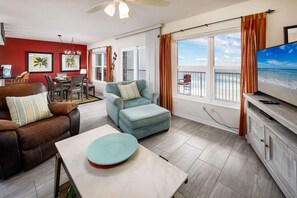 Smart TV, smart speakers - IBR 7004: Feel the Sand Between Your Toes! Lavish retreat location! (Fort Walton Beach)