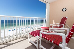 Property grounds - IBR 7004: Feel the Sand Between Your Toes! Lavish retreat location! (Fort Walton Beach)
