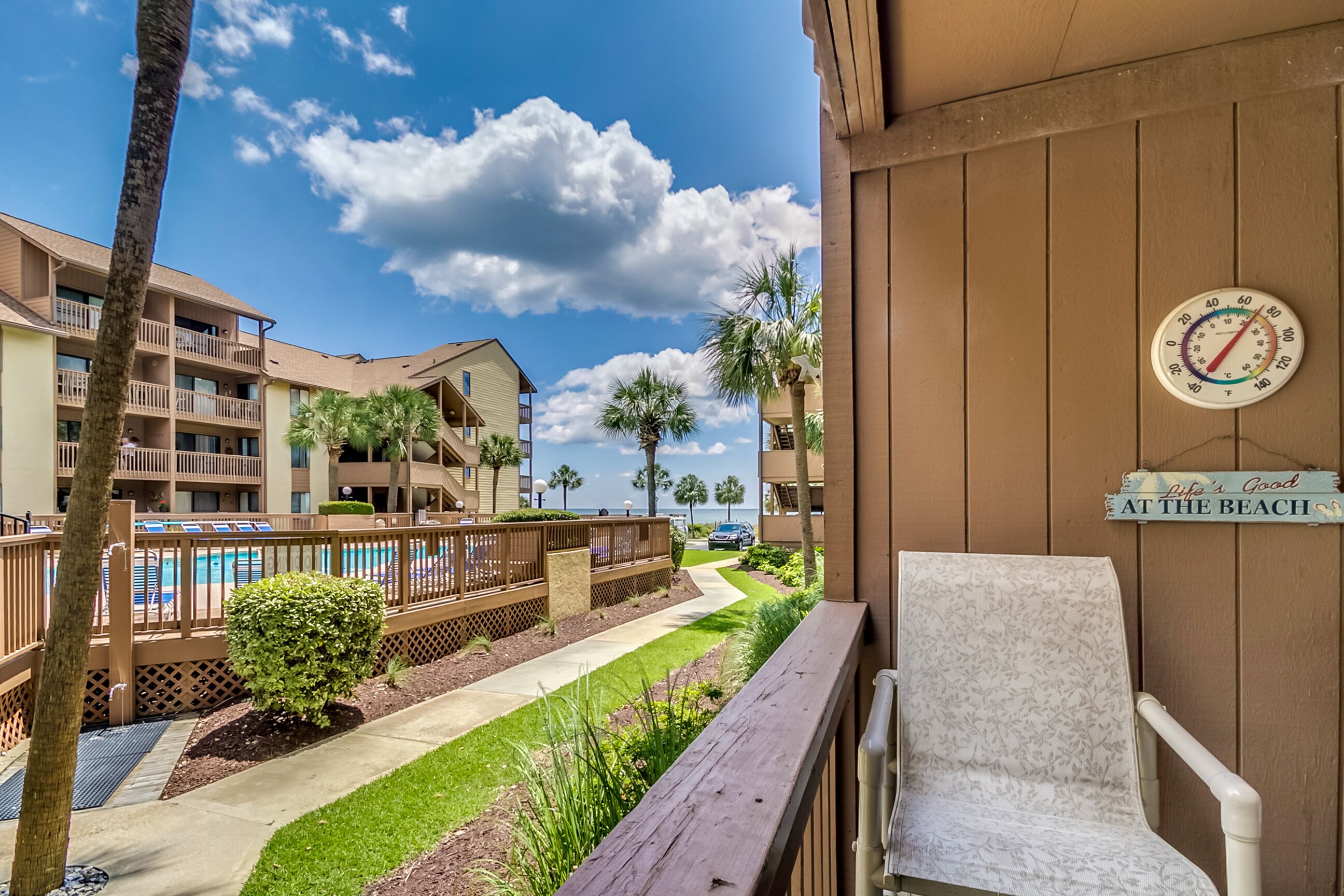 Newly Remodeled Family Friendly Condo- Beautiful Views! Steps to the Beach