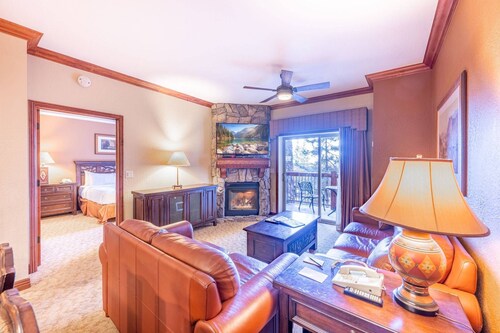 *FREE SKI RENTAL* Ski-In / Ski-Out | Updated Westgate | Perfect for Two Families - Lock Off