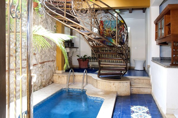 Pool - Beautiful old town 6 bedroom house (Cartagena)